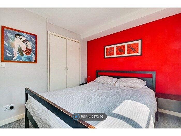 1 Bedroom Flat To Rent In Greyhound Road, London, W6