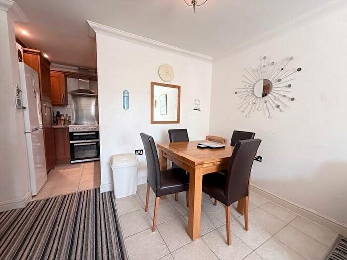 2 Bedroom Apartment To Rent In Christchurch Road, Bournemouth, BH1
