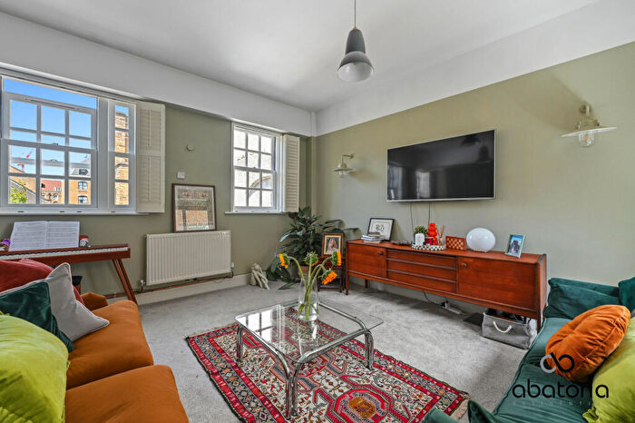 1 Bedroom Apartment To Rent In Bridewell Place, Wapping, London, E1W
