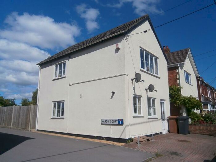 1 Bedroom Flat To Rent In Weyhill Road, Andover, Hampshire, SP10
