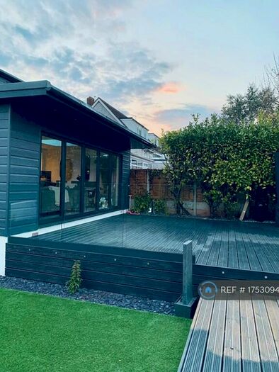 4 Bedroom Semi-Detached House To Rent In Whittington Drive, Weston Super Mare, BS22