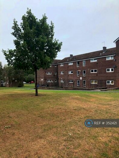 2 Bedroom Flat To Rent In Lingfoot Avenue, Sheffield, S8