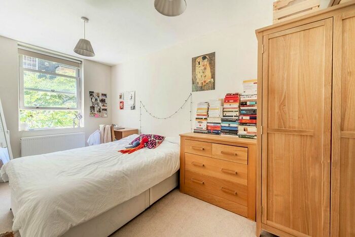 2 Bedroom Flat To Rent In Belgrave Road, Pimlico, London, SW1V