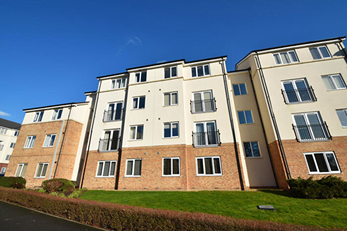 2 Bedroom Flat To Rent In Maple Court, Killingbeck, LS14