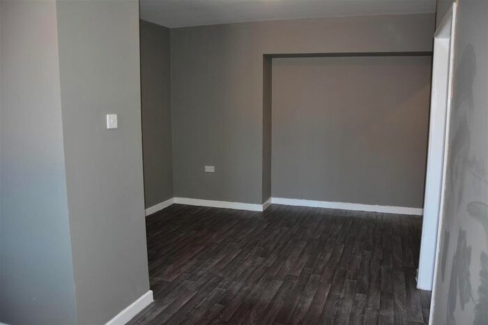 1 Bedroom Flat To Rent In Station Road, Port Talbot SA13