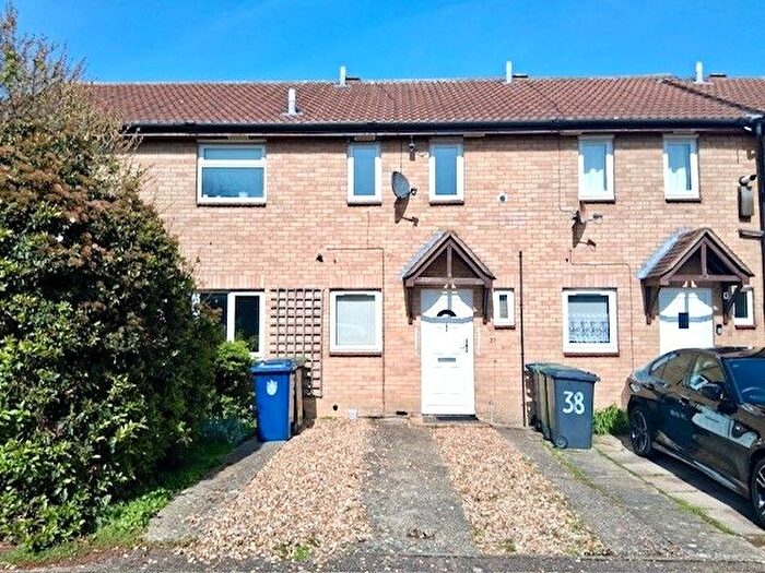 2 Bedroom Terraced House For Sale In Stonefield, Bar Hill, Cambridge, CB23