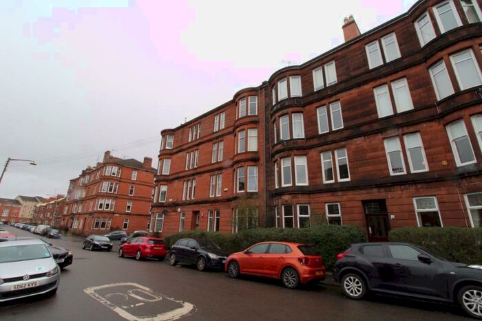 2 Bedroom Flat To Rent In Norham Street, Glasgow, G41