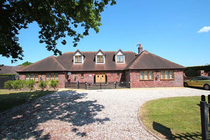 5 Bedroom Detached House For Sale In Barnhall Road, Tolleshunt Knights, CM9