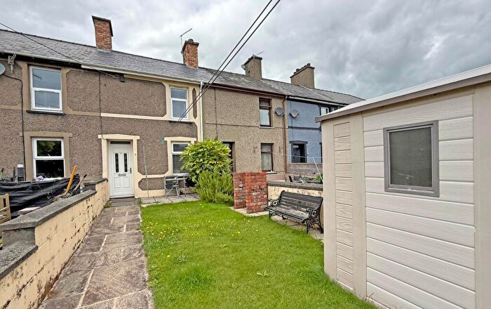 3 Bedroom Terraced House For Sale In Church Place, Penrhyndeudraeth, Gwynedd, LL48