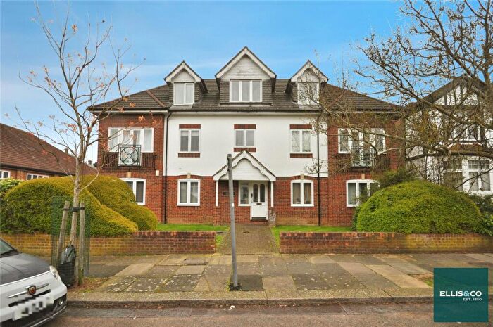 1 Bedroom Detached House For Sale In Eastgate Court, Stanhope Avenue, Finchley, London, N3