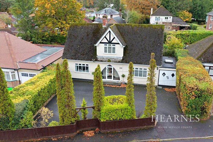4 Bedroom Detached House For Sale In Fernlea Avenue, Ferndown, BH22