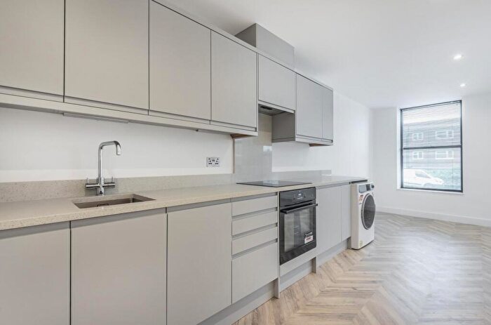 1 Bedroom Apartment To Rent In London Heights, London Road, Camberley, GU15