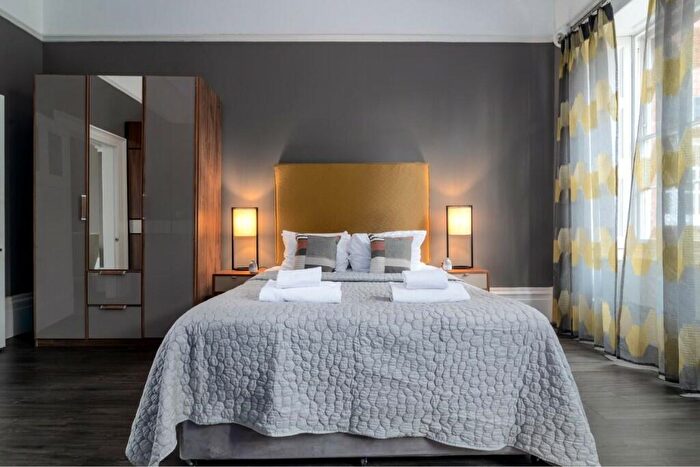 1 Bedroom Serviced Apartments To Rent In Charlotte Street, Bristol, BS1