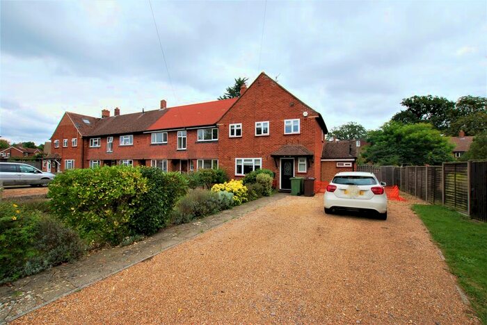 3 Bedroom End Of Terrace House To Rent In Fir Tree Road, Guildford, Surrey, GU1