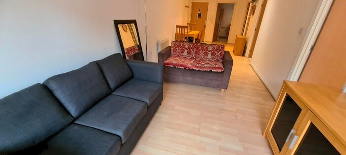 2 Bedroom Apartment To Rent In Tenby Street North, Birmingham, B1