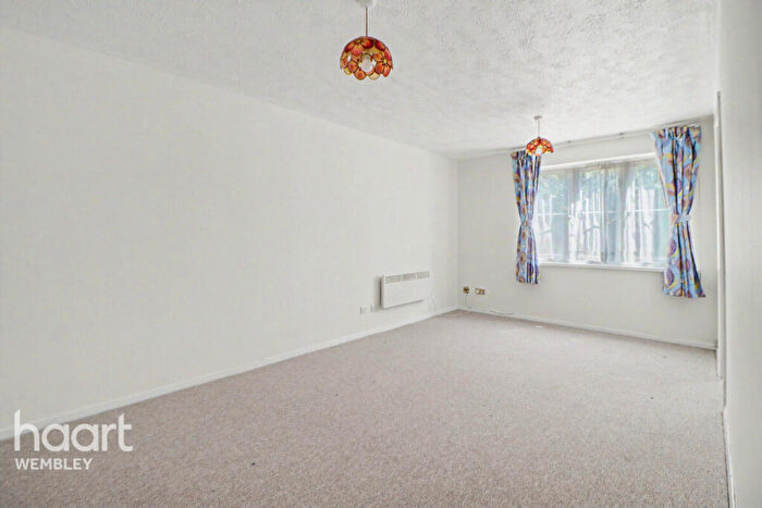 2 Bedroom Flat For Sale In Alperton, HA0