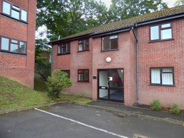 2 Bedroom Flat To Rent In Kaybridge Close, High Wycombe, HP13