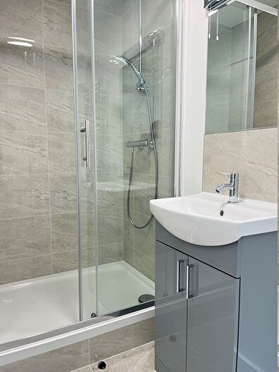 1 Bedroom Flat To Rent In King Street, London, W6