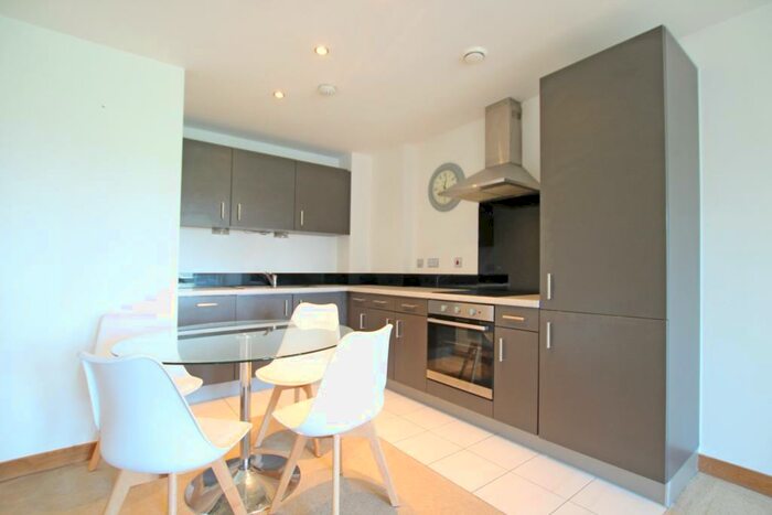 2 Bedroom Flat To Rent In Salts Mill Road, Shipley, Bradford, BD17