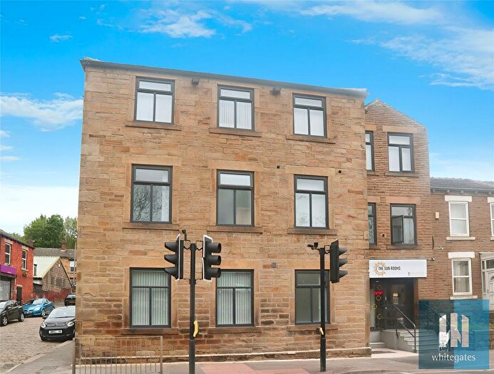 1 Bedroom Flat To Rent In Bradford Road, Batley, WF17