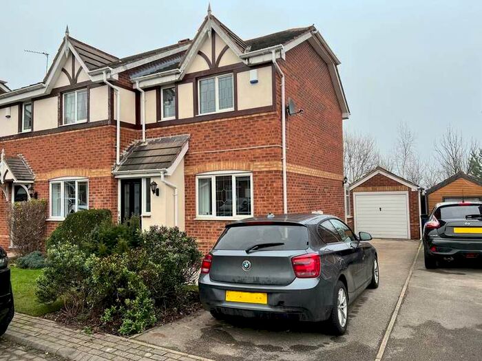 2 Bedroom Semi-Detached House To Rent In 26 Far Lawns, Carlton, Barnsley, S71