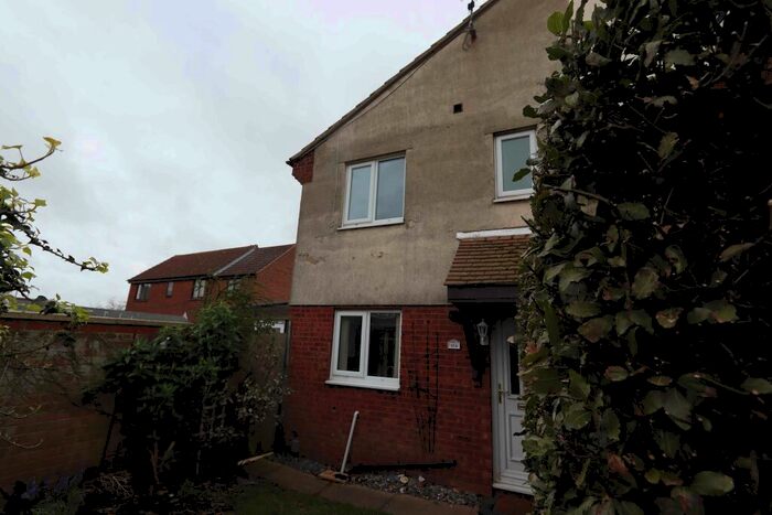 2 Bedroom End Of Terrace House To Rent In Faulkeners Way, Felixstowe, IP11