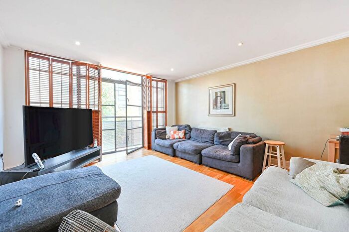 2 Bedroom Flat To Rent In Ferry Lane, Brentford, TW8