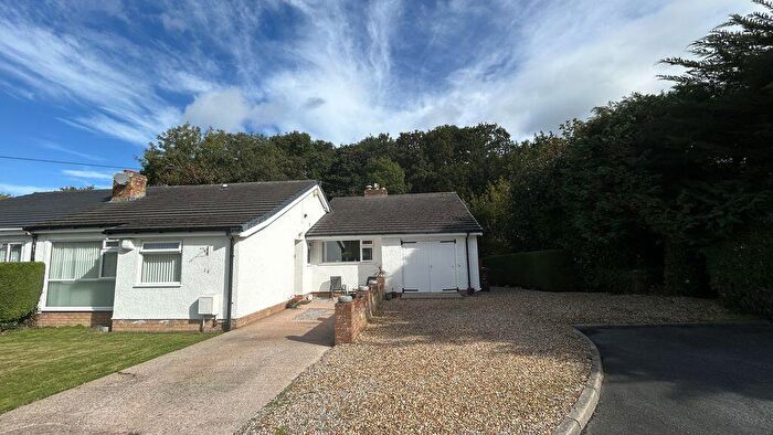 4 Bedroom Semi-Detached Bungalow For Sale In Pentre Isaf, Old Colwyn, LL29