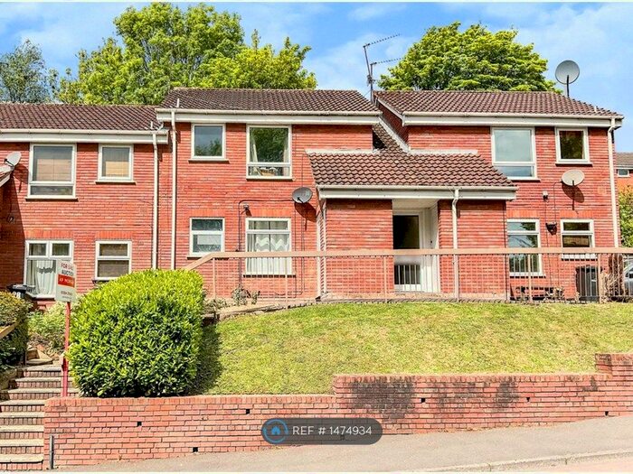 1 Bedroom Maisonette To Rent In Bagleys Road, Brierley Hill, DY5