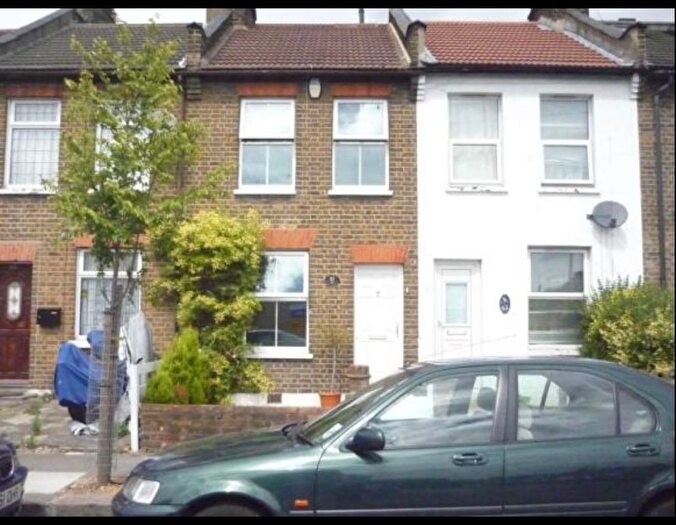 2 Bedroom Terraced House To Rent In Perrymans Farm Road, Barkingside, Newbury Park, Ig1