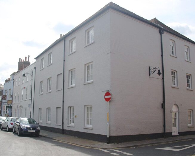 2 Bedroom Flat To Rent In Longport, Canterbury, CT1