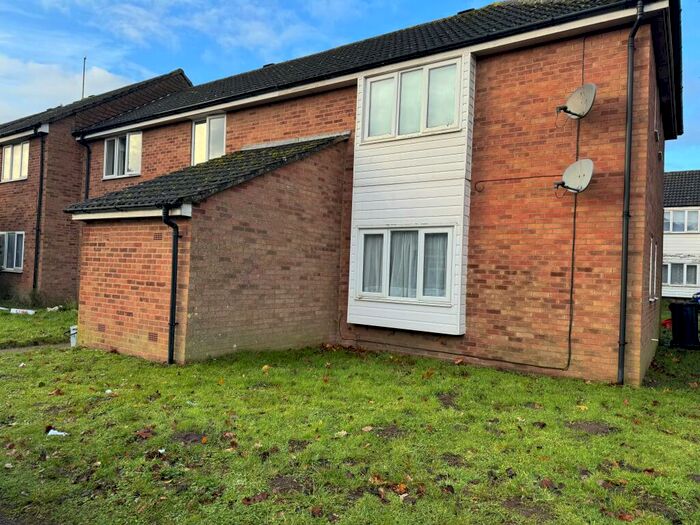 Studio To Rent In Barrett Close, PE30