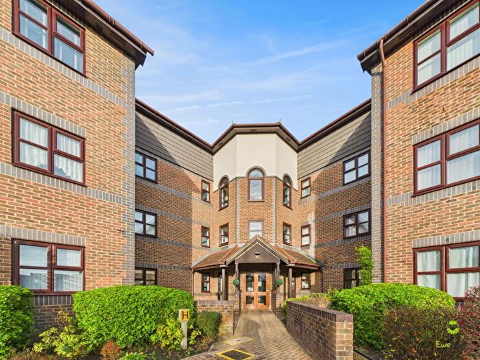 1 Bedroom Retirement Property For Sale In Kingsley Court, Pincott Road, Bexleyheath, Kent, DA6