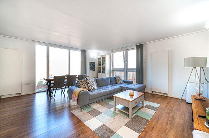 1 Bedroom Flat To Rent In Kilby Court, Greenroof Way, Greenwich, London, SE10