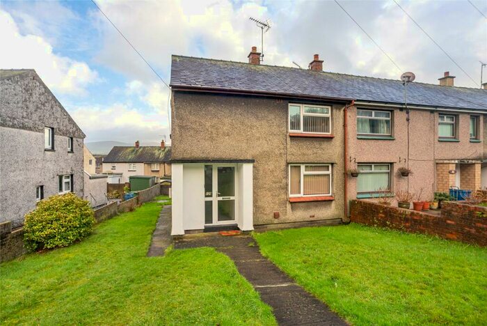 3 Bedroom End Of Terrace House For Sale In Penrhyn Avenue, Bangor, Gwynedd, LL57
