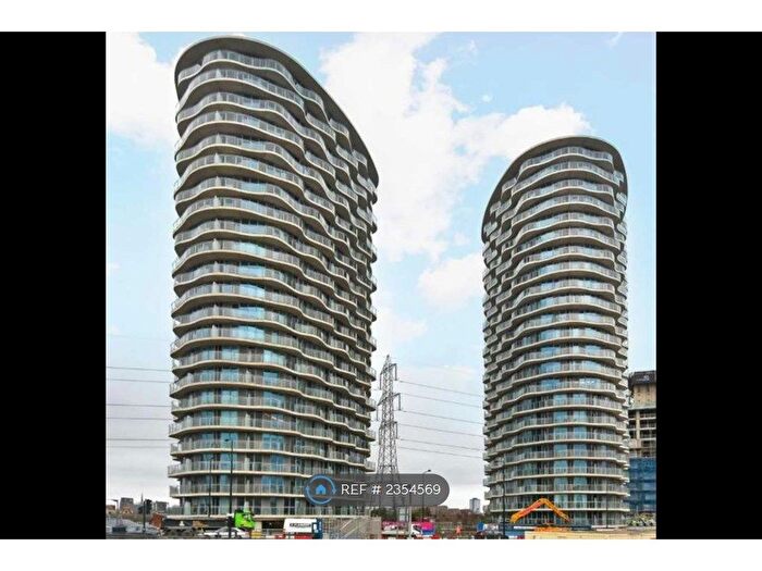 2 Bedroom Flat To Rent In Tidal Basin Road, London, E16