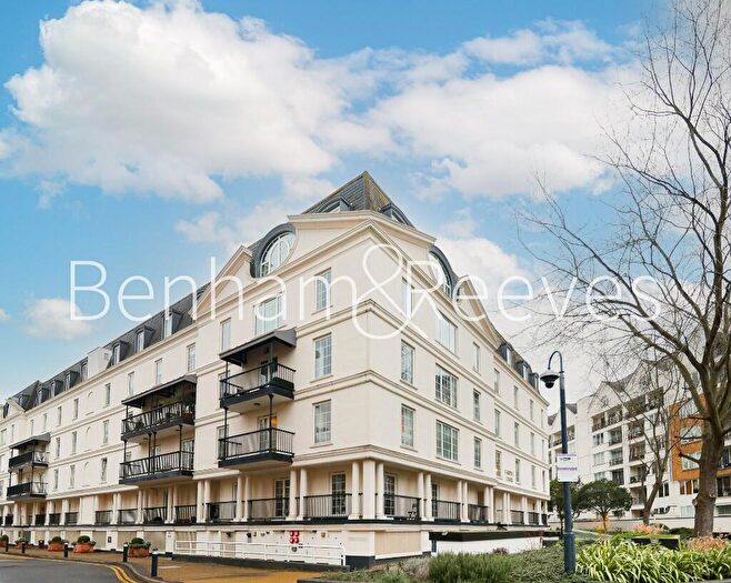 2 Bedroom Apartment To Rent In Carlyle Court, Chelsea Harbour, SW10