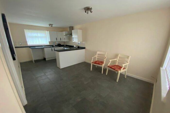 1 Bedroom Flat To Rent In Brookside, Liverpool L12