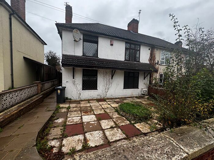 3 Bedroom Semi Detached House To Rent In Stonesby Avenue, Leicester, LE2