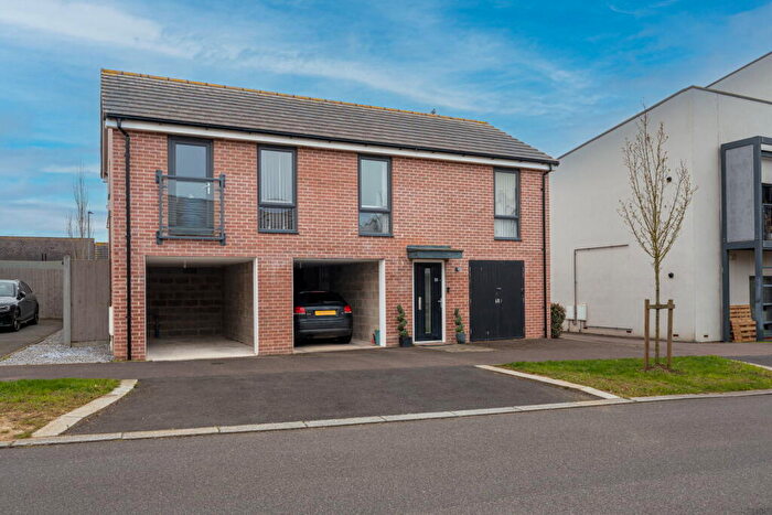 2 Bedroom Coach House For Sale In Bird Cherry Lane, Harlow, Essex, CM17