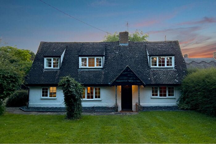 5 Bedroom Detached House For Sale In Broad Green, Chrishall, SG8