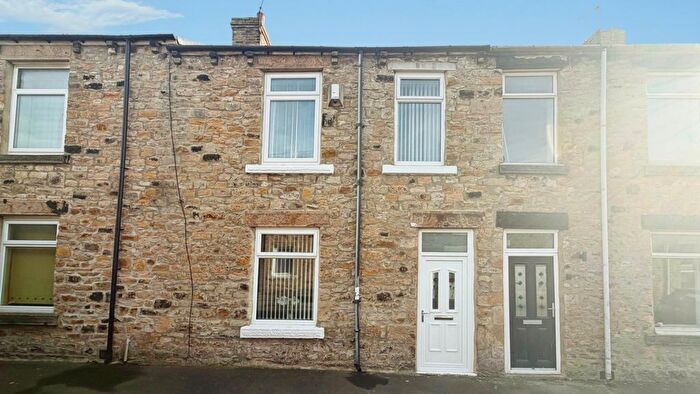 4 Bedroom Terraced House For Sale In Windsor Terrace, New Kyo, Stanley, Durham, DH9