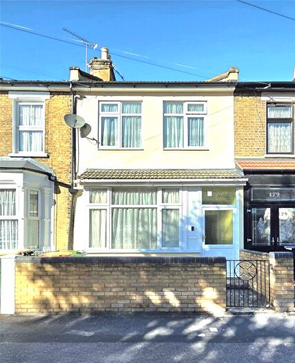 3 Bedroom Terraced House For Sale In Neville Road, Forest Gate, E7