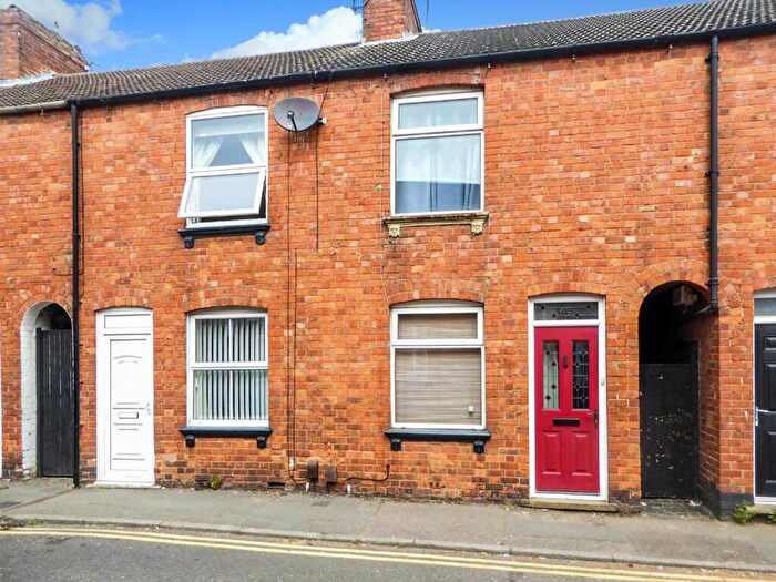 3 Bedroom Terraced House To Rent In , Wood Street, Kettering, NN16