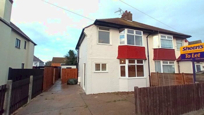 3 Bedroom Semi-Detached House To Rent In Thornbury Road, Clacton-on-Sea, CO15