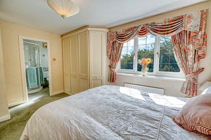 3 Bedroom Semi-Detached House For Sale In Hexham Court, Highgrove Estate, NE11