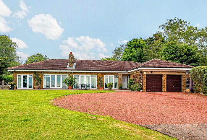 5 Bedroom Bungalow For Sale In Old Coach Road, Wrotham, Sevenoaks, Kent, TN15