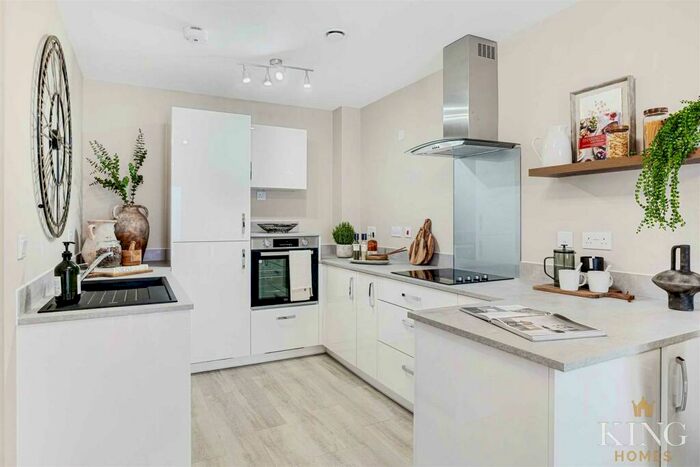 2 Bedroom Retirement Property For Sale In Priory Place, Studley, B80