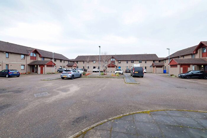 2 Bedroom Flat For Sale In Lesmurdie Court, Elgin, IV30