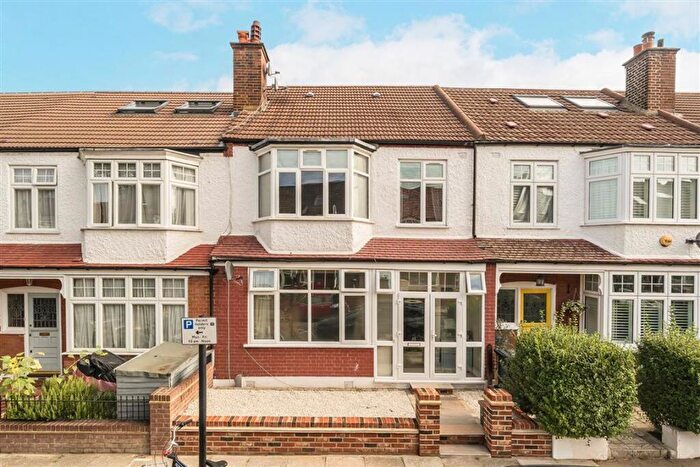 3 Bedroom Terraced House For Sale In Queensville Road, Balham, SW12